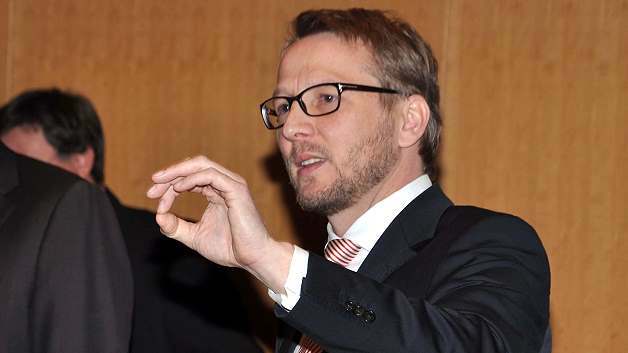 Dr. Kotschi, Kotschi Consulting: »Es mag jetzt etwas paradox klingen, aber es gibt nicht nur die Bereitschaft zu Investitionen aufgrund des Wettbewerbsdrucks, es gibt auch aufgrund der hohen Komplexität eine gewisse Lähmung.«