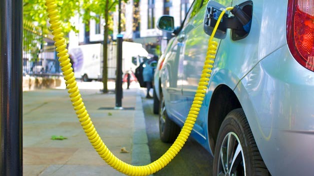 Mit dem Anodenmaterial von 3M soll die Leistungsfähigkeit von Li-Ion-Batterien für E-Autos um bis zu40 Prozent erhöht werden.