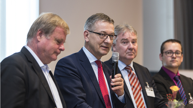 Industrie 4.0 Summit 30
