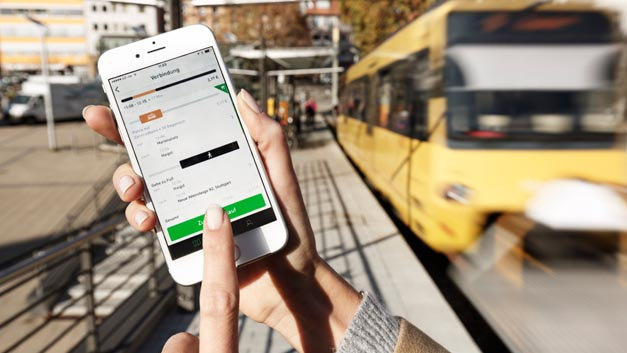 Moovel, Anbieter der gleichnamigen Mobilitäts-App, übernimmt Location-Messenger-App-Anbieter Familonet.